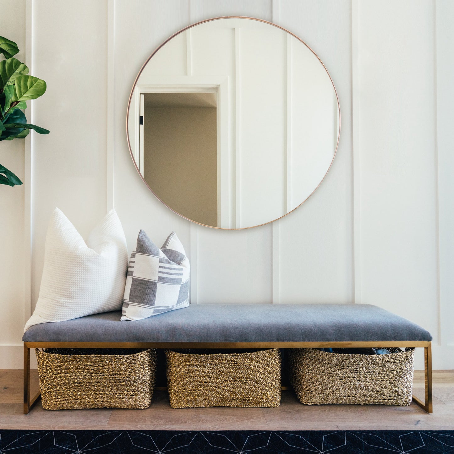 Golden Modern 30" Round Framed Wall Mirror