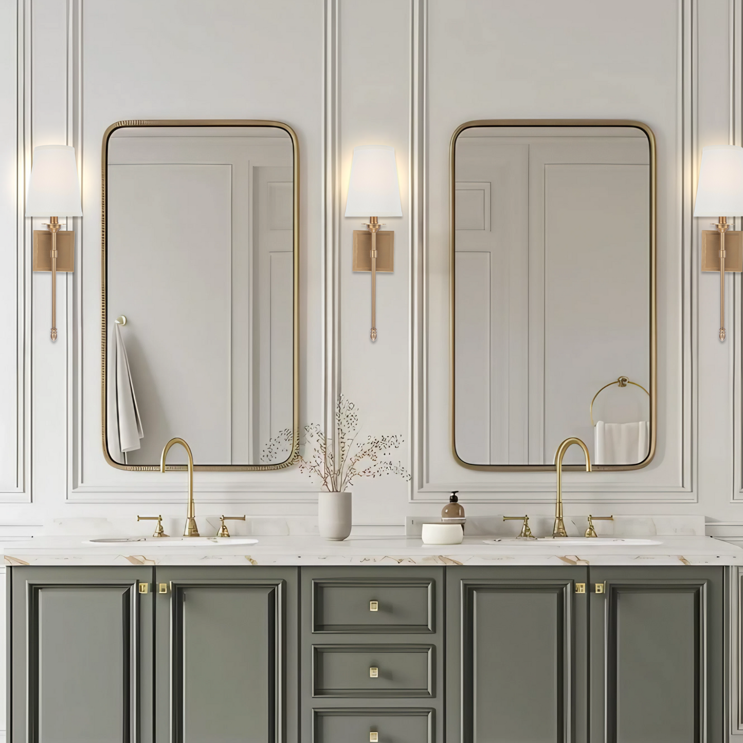 Manor Modern Traditional 1-Light Gold Wall Sconce Light